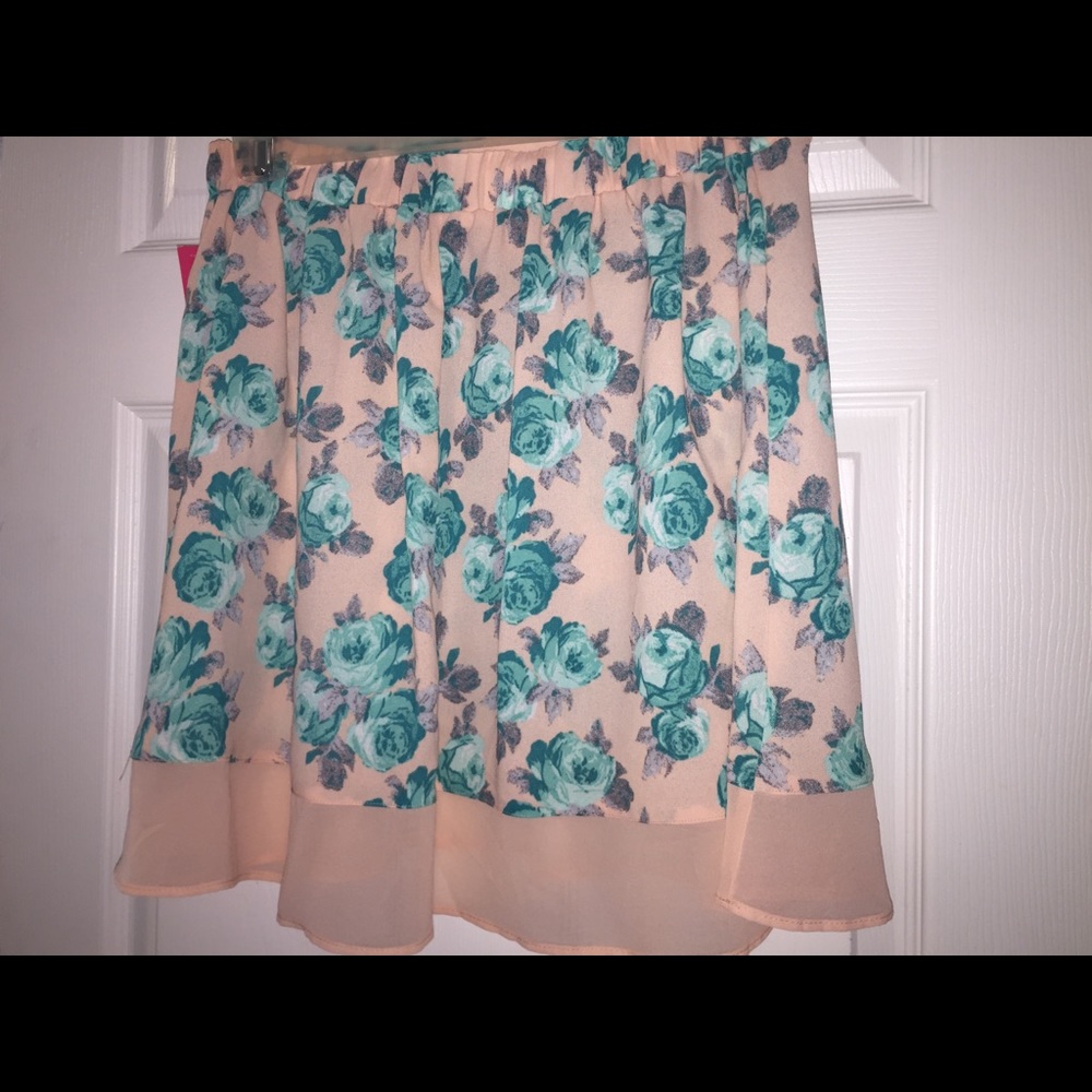 Flowy flower skirt